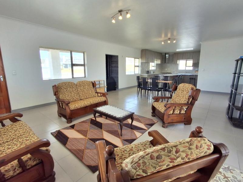 4 Bedroom Property for Sale in Harbour Lights Western Cape